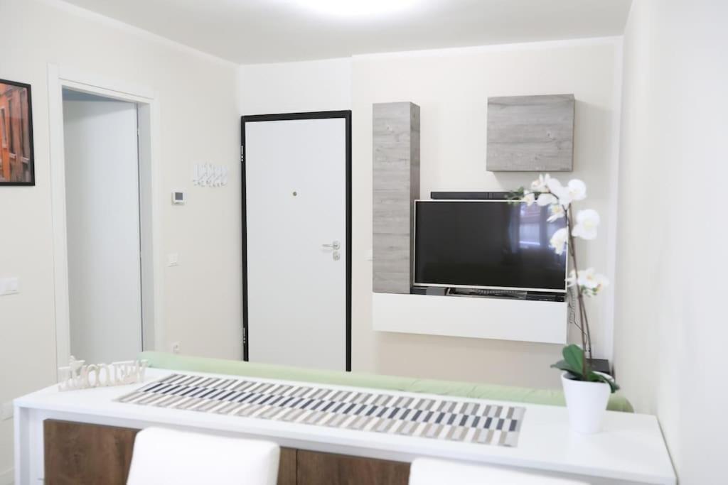 Casa Magenta Apartment 2 Valeggio sul Mincio Exterior foto